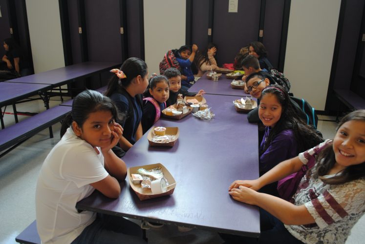 Students eating breakfast