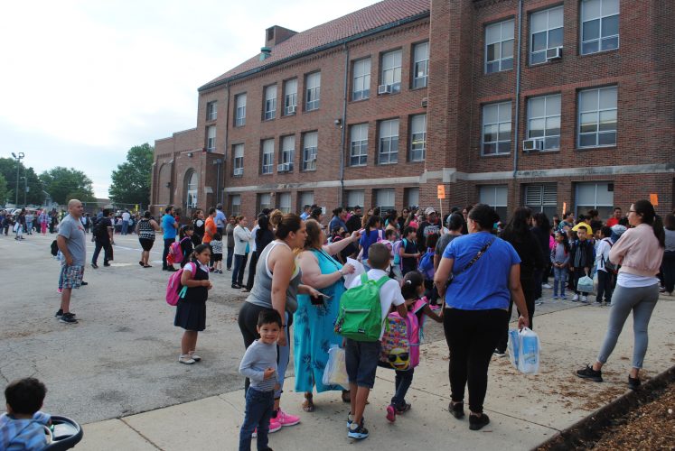 Oak Park Elementary First Day of School Pictures